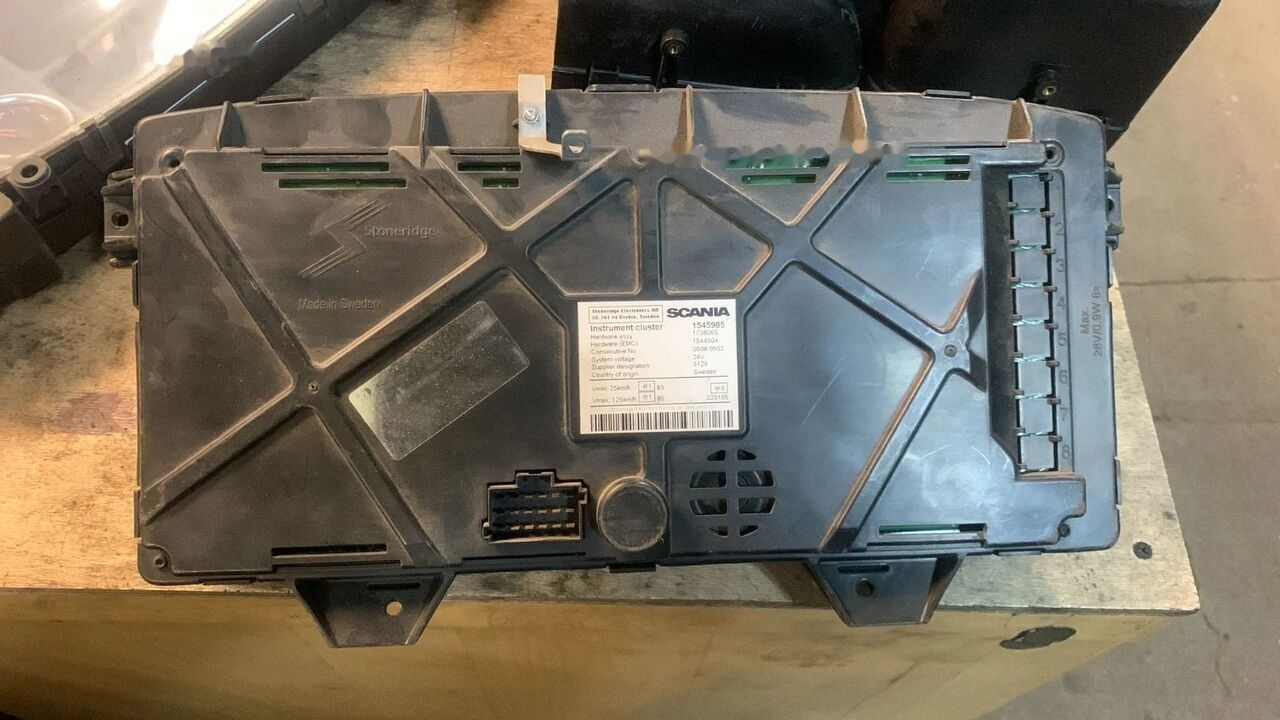 Scania Zegary Liczniki R 1545985 1738065 1544904 1545985 Scania truck - Painel de instrumentos por Camião: foto 3 Scania Zegary Liczniki R 1545985 1738065 1544904 1545985 Scania truck - Painel de instrumentos por Camião: foto 3