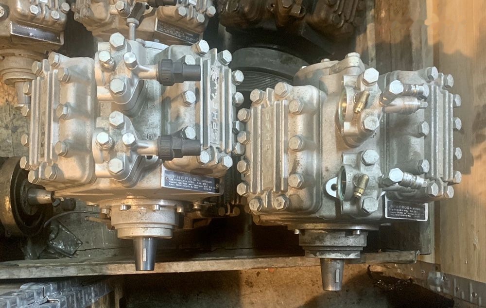 Spheros FKX40/470 28bar FKX40/470 - Compressor de ar condicionado por Ônibus: foto 2 Spheros FKX40/470 28bar FKX40/470 - Compressor de ar condicionado por Ônibus: foto 2