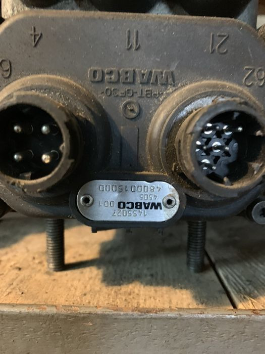 WABCO Zawór główny hamulcowy oryginał h 4800015000 DAF 95xf/cf - Cilindro de freio por Camião: foto 2 WABCO Zawór główny hamulcowy oryginał h 4800015000 DAF 95xf/cf - Cilindro de freio por Camião: foto 2