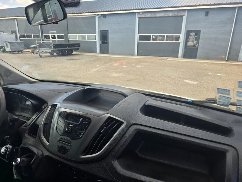 Carrinha de caixa aberta, Carrinha cabine dupla Ford Transit 7 seats 2015: foto 17