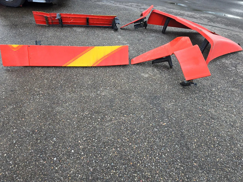 MAN TGX Spoiler - Aerodinâmica/ Aerofólio por Camião: foto 5 MAN TGX Spoiler - Aerodinâmica/ Aerofólio por Camião: foto 5