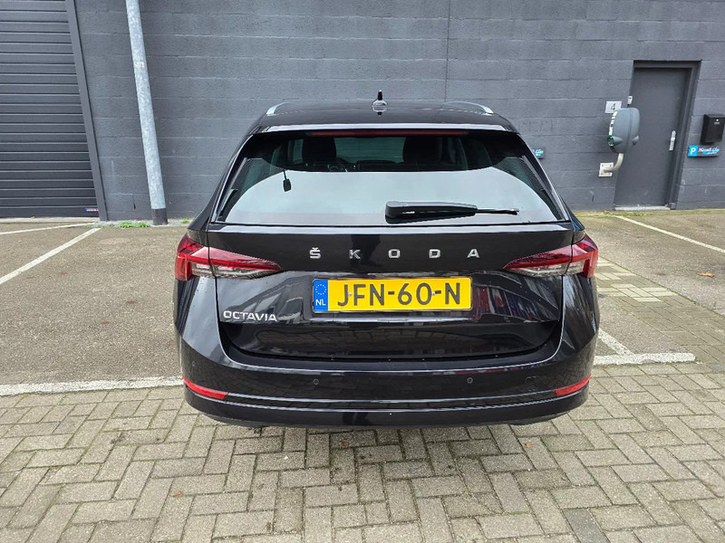 Škoda Octavia Combi 1.0 Benzine - Automóvel: foto 5 Škoda Octavia Combi 1.0 Benzine - Automóvel: foto 5