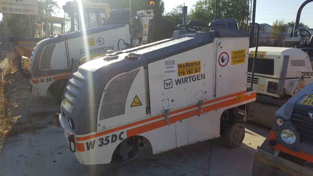Fresadora de asfalto Wirtgen W 35DC - Aplainadora (Fresadora): foto 1 Fresadora de asfalto Wirtgen W 35DC - Aplainadora (Fresadora): foto 1