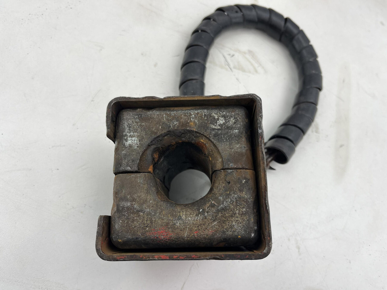 FAUN ATF 40G-2 Hoist limit weight with bracket complete - Contrapeso por Grua móvel: foto 5 FAUN ATF 40G-2 Hoist limit weight with bracket complete - Contrapeso por Grua móvel: foto 5