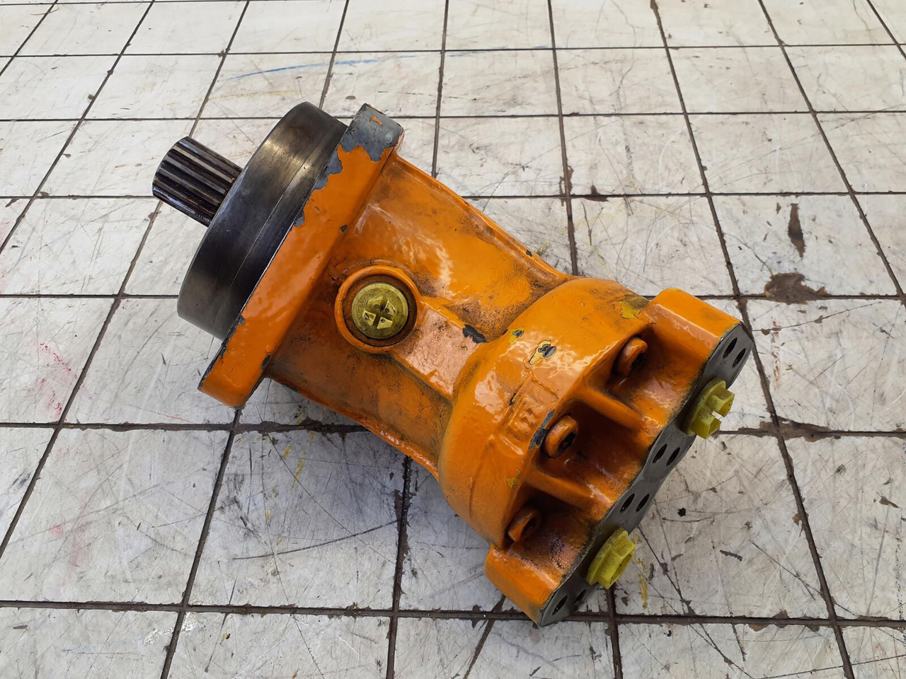 FAUN ATF 60-3 hydraulic winch engine - Bomba hidráulica por Grua móvel: foto 2 FAUN ATF 60-3 hydraulic winch engine - Bomba hidráulica por Grua móvel: foto 2
