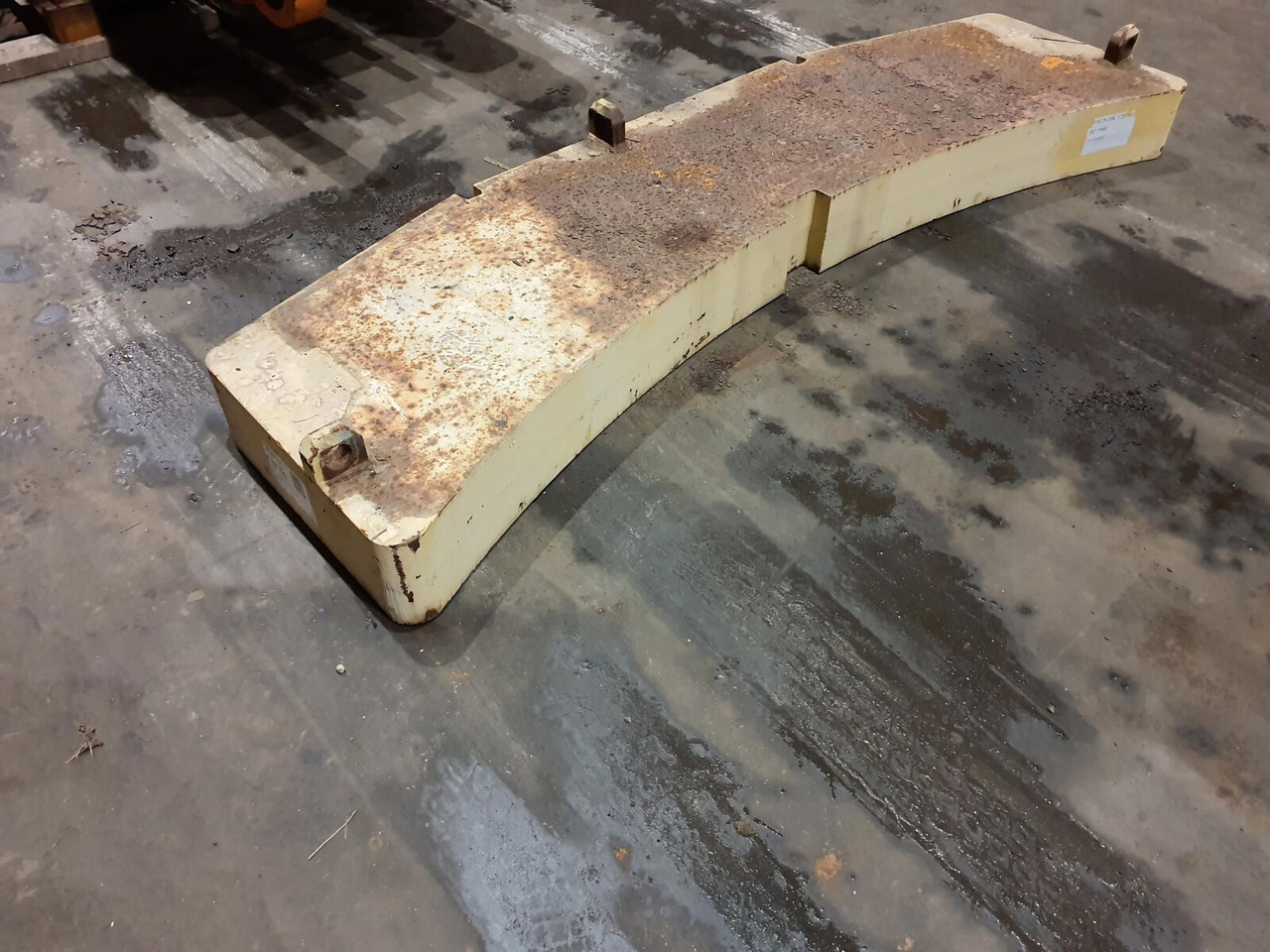 FAUN RTF 50-4 counterweight 2,5 ton - Contrapeso por Grua móvel: foto 2 FAUN RTF 50-4 counterweight 2,5 ton - Contrapeso por Grua móvel: foto 2