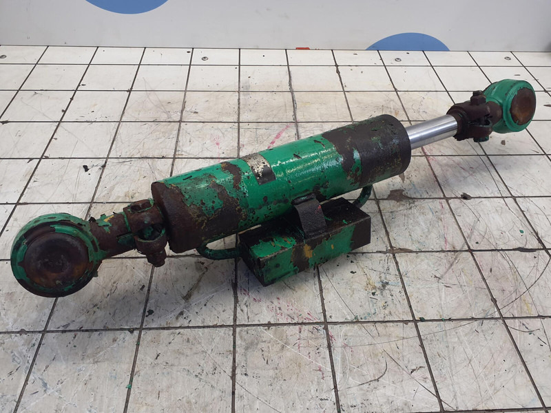 Faun ATF 60-3 axle 3 steering lock cylinder left side - Cilindro hidráulico por Guindaste: foto 5 Faun ATF 60-3 axle 3 steering lock cylinder left side - Cilindro hidráulico por Guindaste: foto 5