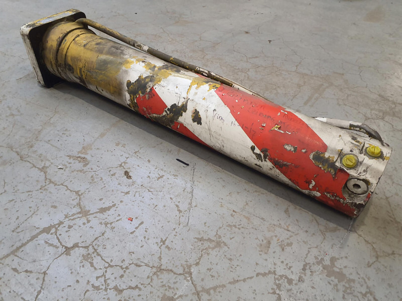 Faun RTF 30 outrigger cylinder - Cilindro hidráulico por Guindaste: foto 3 Faun RTF 30 outrigger cylinder - Cilindro hidráulico por Guindaste: foto 3