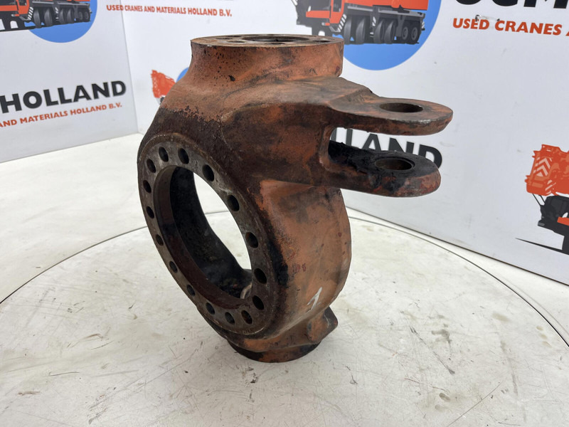 Faun RTF 50 Steering knuckle 16 holes axle 1 left - Manga de eixo por Guindaste: foto 1 Faun RTF 50 Steering knuckle 16 holes axle 1 left - Manga de eixo por Guindaste: foto 1