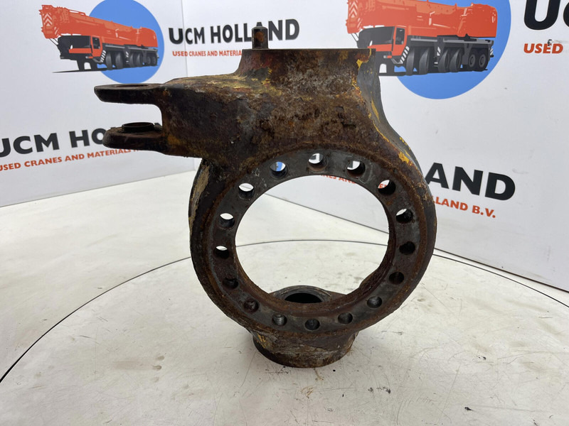 Faun RTF 50 Steering knuckle 16 holes right - Manga de eixo por Guindaste: foto 2 Faun RTF 50 Steering knuckle 16 holes right - Manga de eixo por Guindaste: foto 2