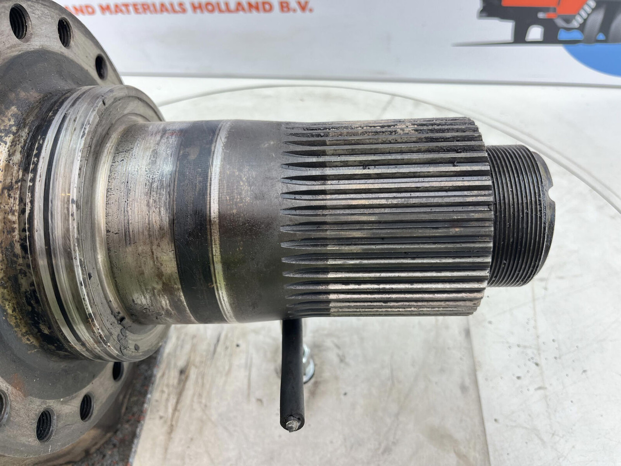 Manga de eixo por Grua móvel Gottwald LTM 1070 steering knuckle 16 holes axle 3: foto 9