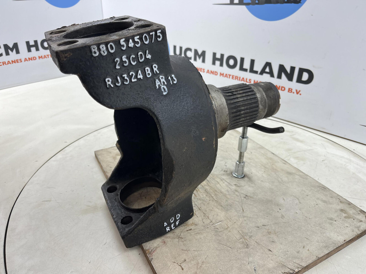 Manga de eixo por Grua móvel Grove AT 750 BE Steering knuckle 16 holes: foto 6