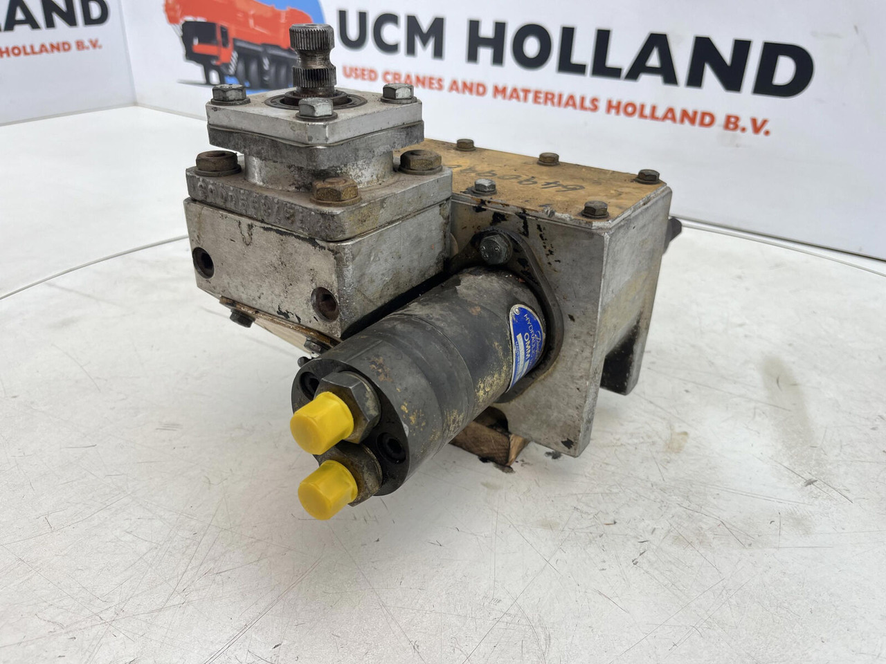 Grove AT 880 Steering box dual steer - Caixa de direção por Grua móvel: foto 2 Grove AT 880 Steering box dual steer - Caixa de direção por Grua móvel: foto 2