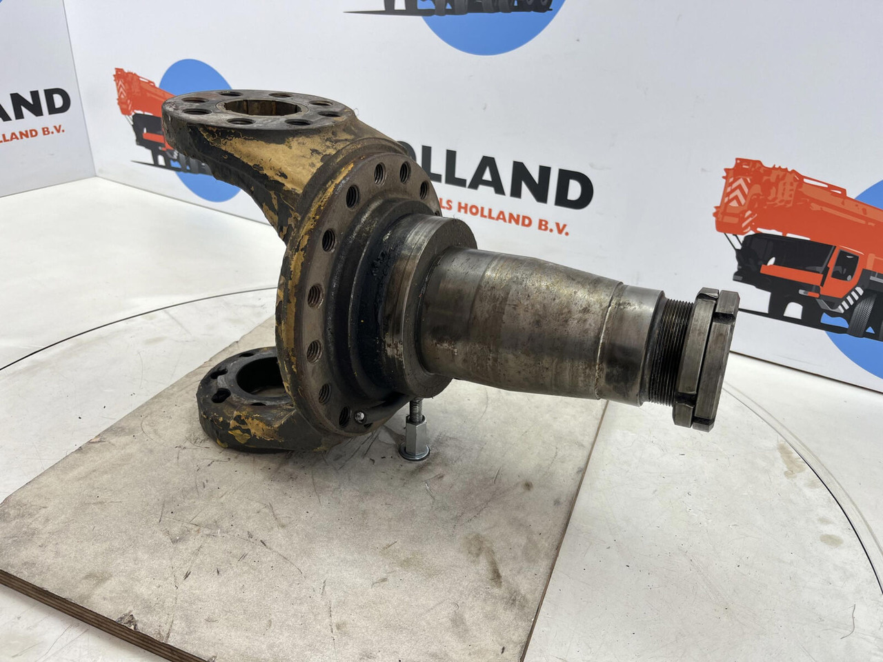 Grove AT 880 Steering knuckle 16 holes axle 2 - Manga de eixo por Grua móvel: foto 3 Grove AT 880 Steering knuckle 16 holes axle 2 - Manga de eixo por Grua móvel: foto 3