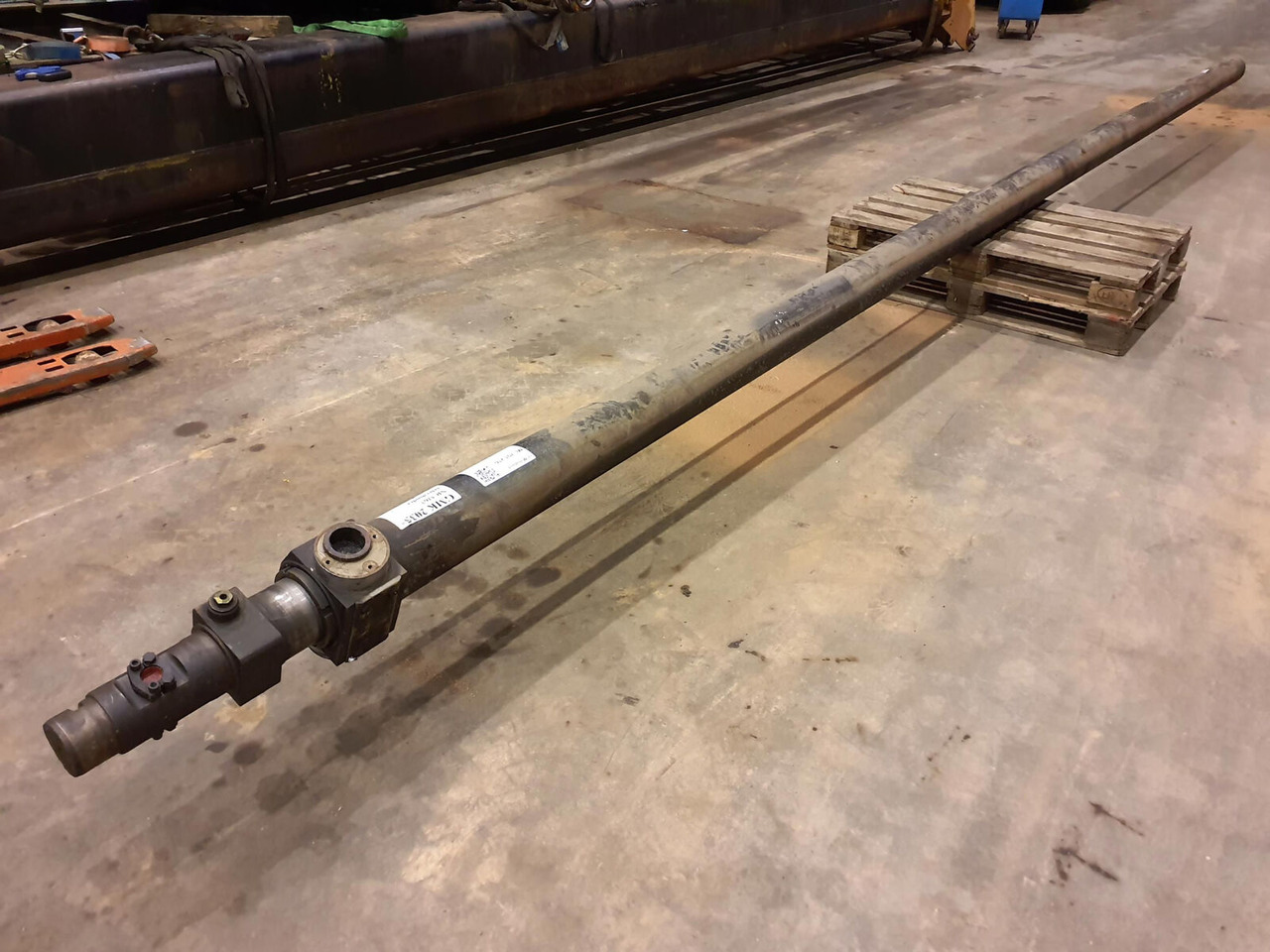 Grove GMK 2035 Telescopic cylinder - Cilindro hidráulico por Grua móvel: foto 2 Grove GMK 2035 Telescopic cylinder - Cilindro hidráulico por Grua móvel: foto 2
