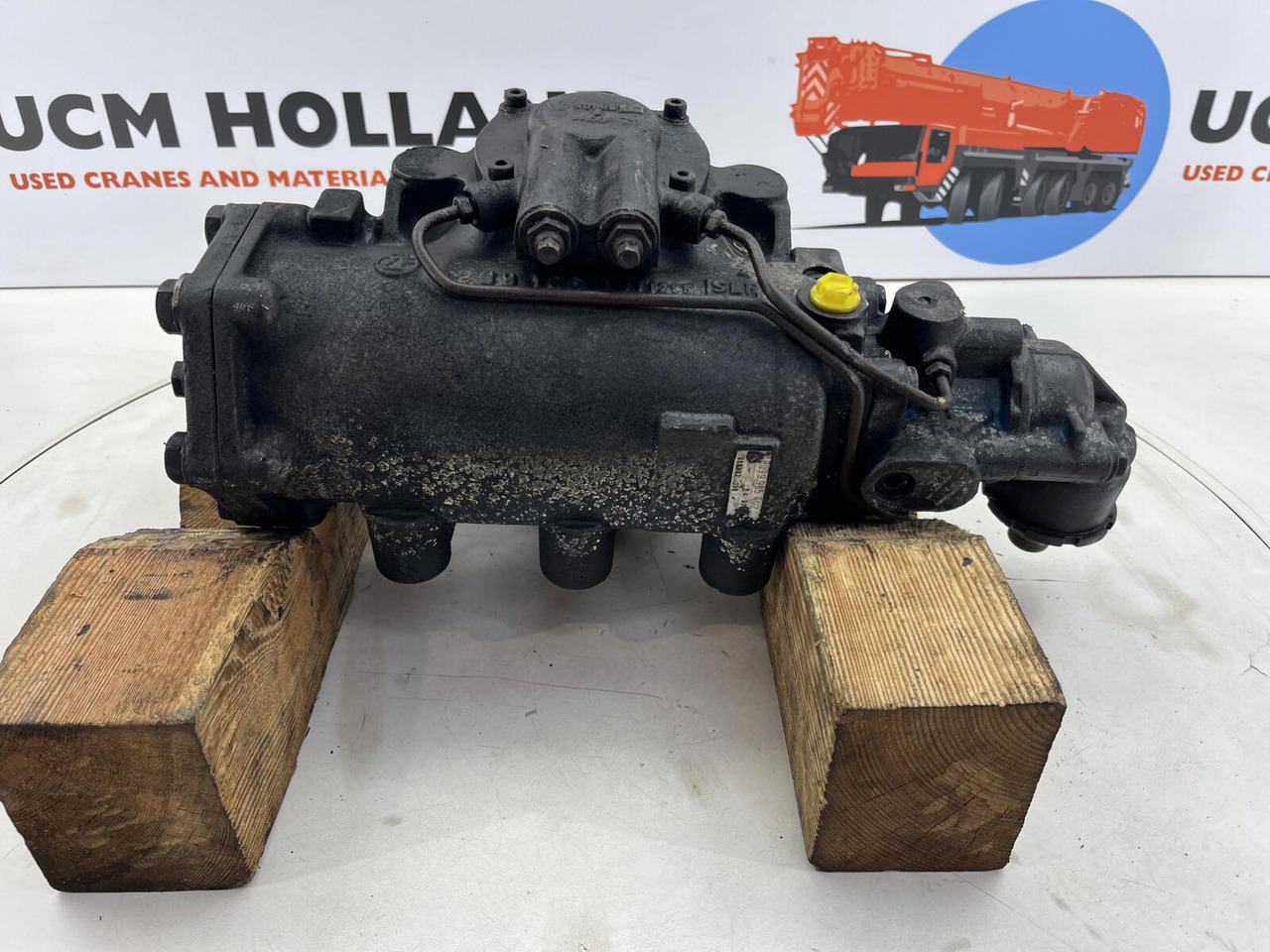 Grove GMK 2035 steering box - Caixa de direção por Grua móvel: foto 5 Grove GMK 2035 steering box - Caixa de direção por Grua móvel: foto 5