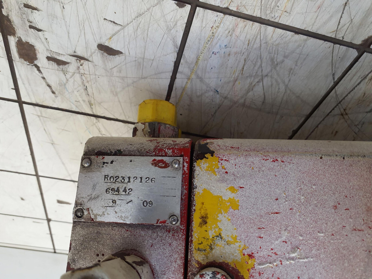 Grove GMK 3050 counterweight cylinder - Cilindro hidráulico por Grua móvel: foto 5 Grove GMK 3050 counterweight cylinder - Cilindro hidráulico por Grua móvel: foto 5
