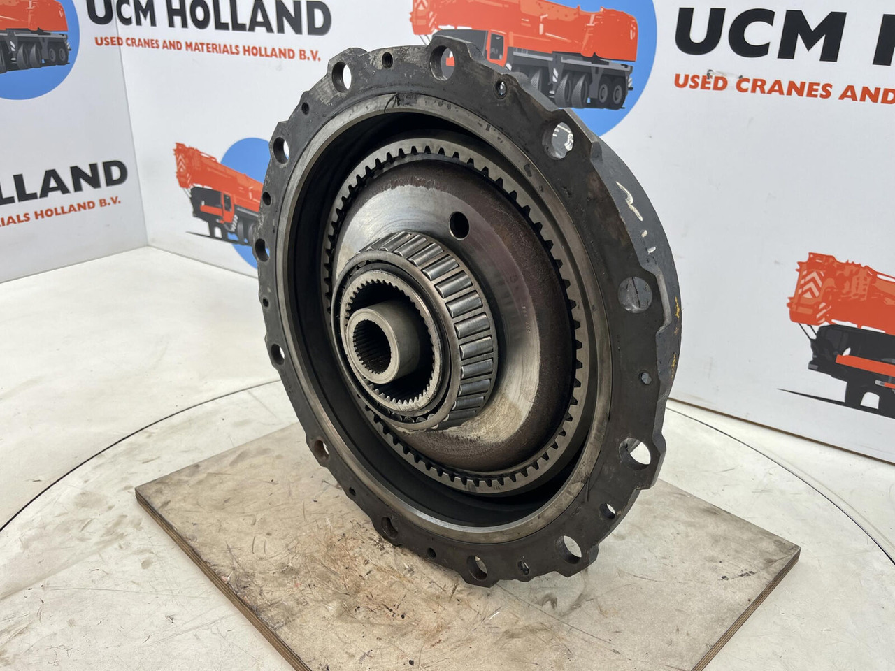 Grove GMK 3050 planetary gear 12-23-60-34-3pl-H135-46 - Comando final por Grua móvel: foto 3 Grove GMK 3050 planetary gear 12-23-60-34-3pl-H135-46 - Comando final por Grua móvel: foto 3