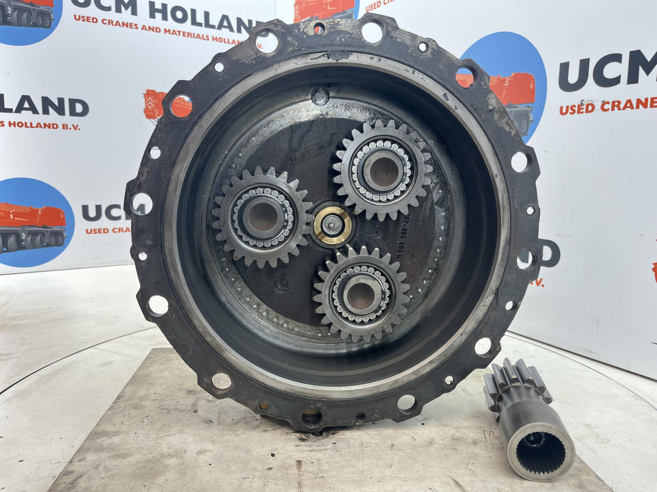 Grove GMK 3050 planetary gear 12-23-60-34-3pl-H135-46 - Comando final por Grua móvel: foto 5 Grove GMK 3050 planetary gear 12-23-60-34-3pl-H135-46 - Comando final por Grua móvel: foto 5