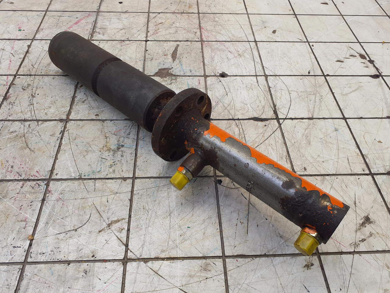 Grove GMK 3055 turn table locking - Hidráulica por Grua móvel: foto 1 Grove GMK 3055 turn table locking - Hidráulica por Grua móvel: foto 1