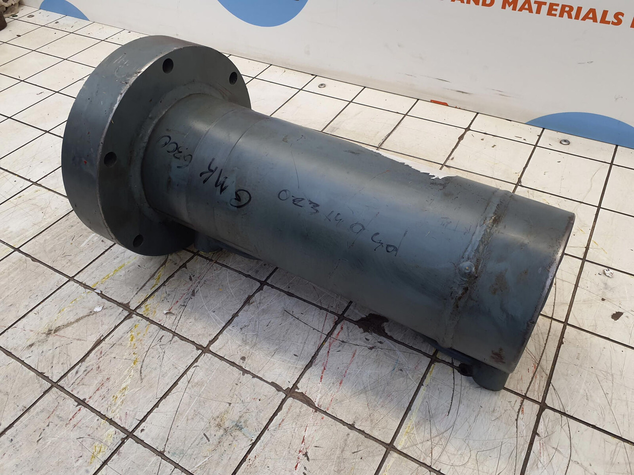 Grove GMK 6300 counterweight cylinder - Cilindro hidráulico por Grua móvel: foto 3 Grove GMK 6300 counterweight cylinder - Cilindro hidráulico por Grua móvel: foto 3