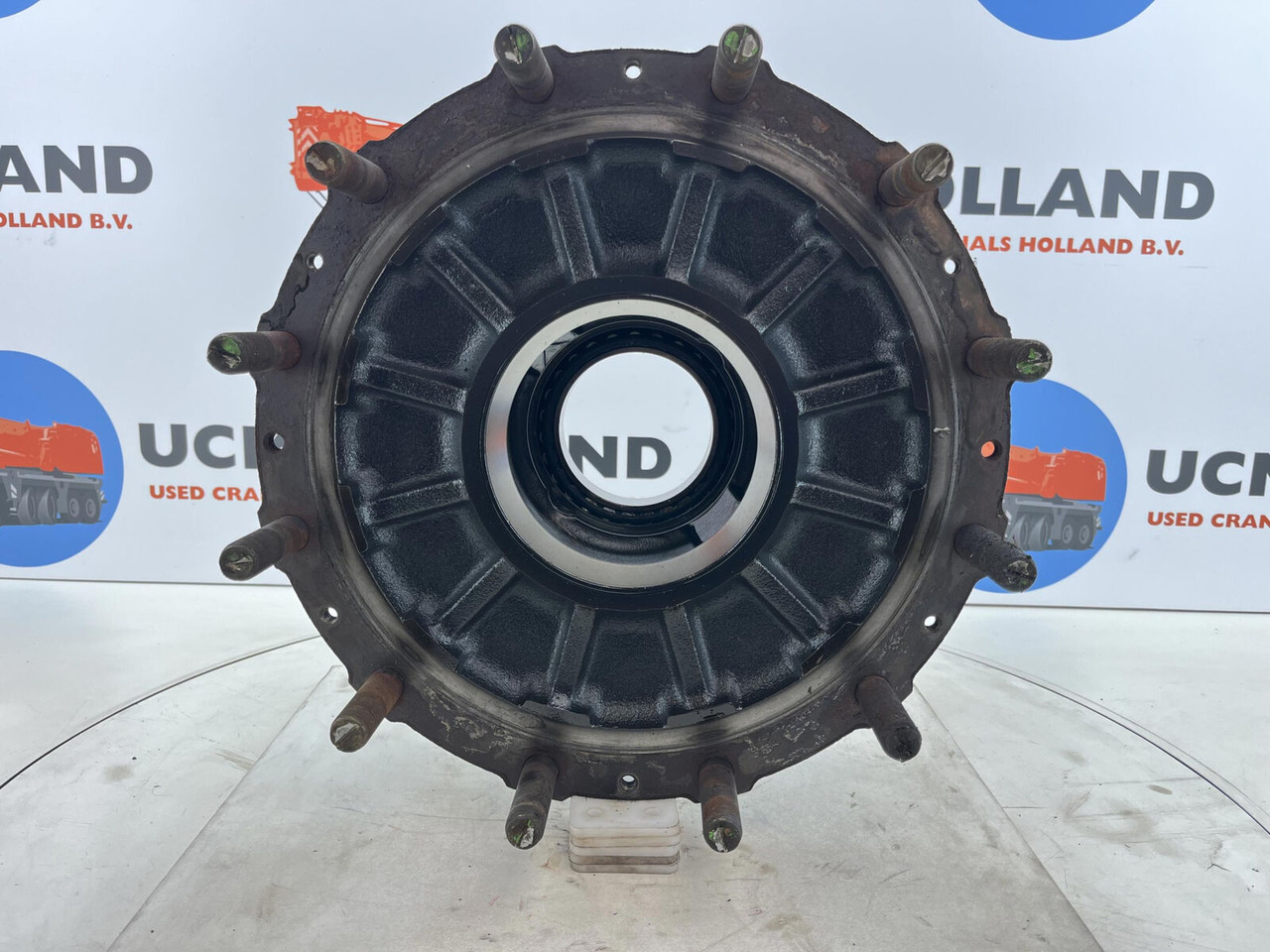 Cubo de roda por Guindaste Grove GMK Megatrak wheel hub: foto 6
