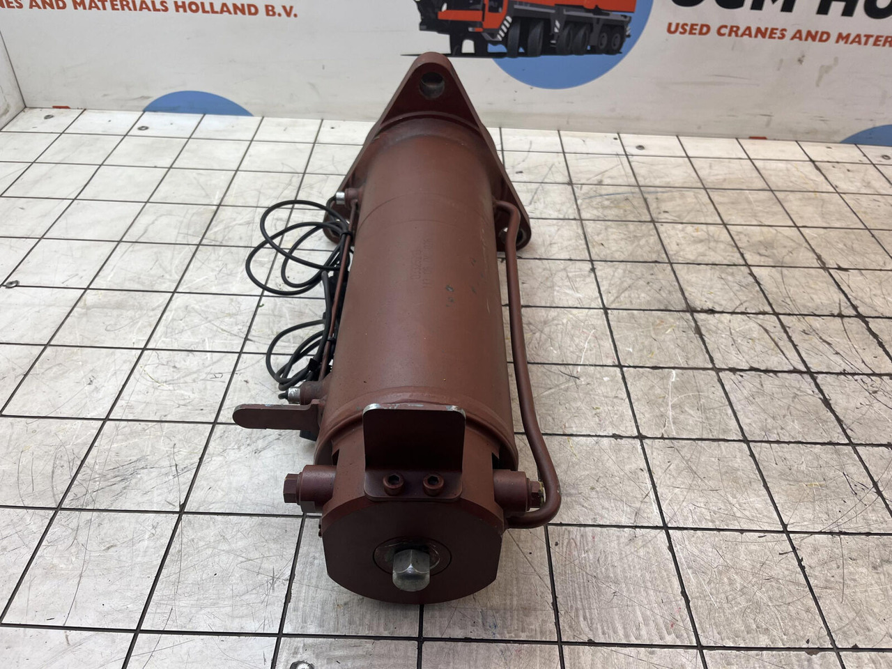 Grove GMK counterweight cylinder - Cilindro hidráulico por Grua móvel: foto 2 Grove GMK counterweight cylinder - Cilindro hidráulico por Grua móvel: foto 2