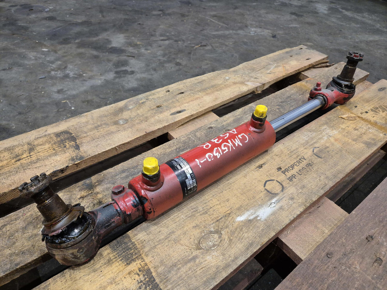 Grove GMK steering cylinder - Cilindro hidráulico por Grua móvel: foto 4 Grove GMK steering cylinder - Cilindro hidráulico por Grua móvel: foto 4