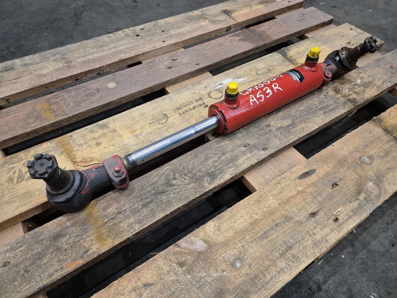 Grove GMK steering cylinder - Cilindro hidráulico por Grua móvel: foto 1 Grove GMK steering cylinder - Cilindro hidráulico por Grua móvel: foto 1
