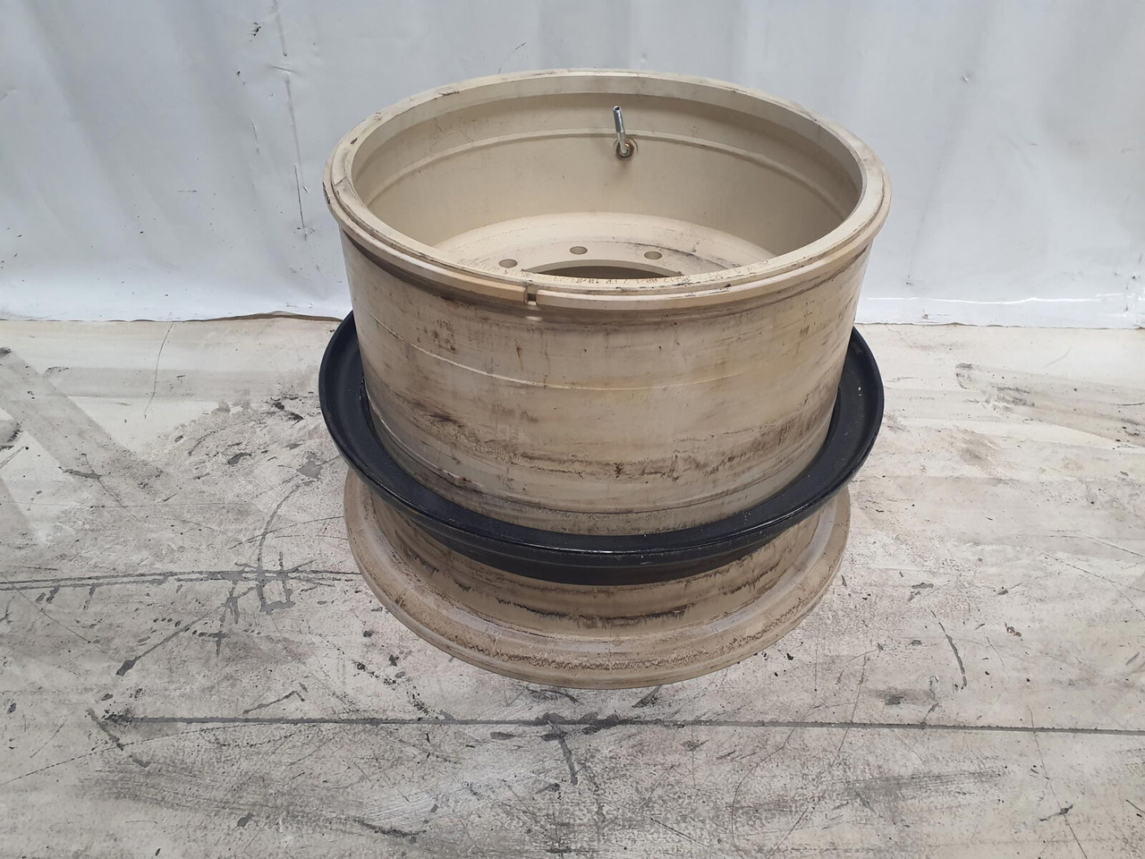 Grove Rim 525/80R25 12 20.5 3p - Jante: foto 3 Grove Rim 525/80R25 12 20.5 3p - Jante: foto 3