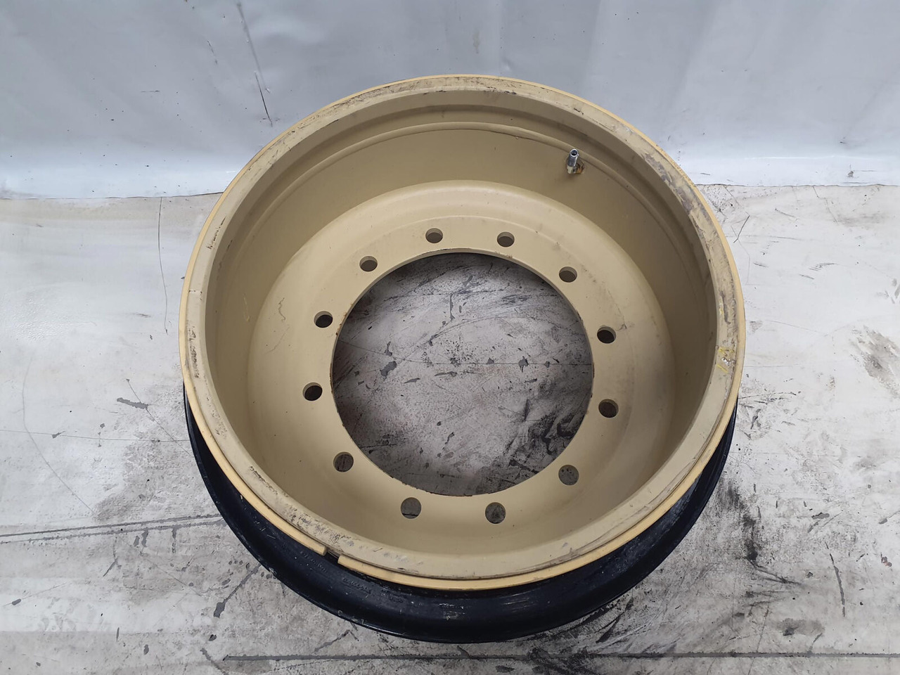 Grove Rim 525/80R25 12 20.5 3p - Jante: foto 2 Grove Rim 525/80R25 12 20.5 3p - Jante: foto 2