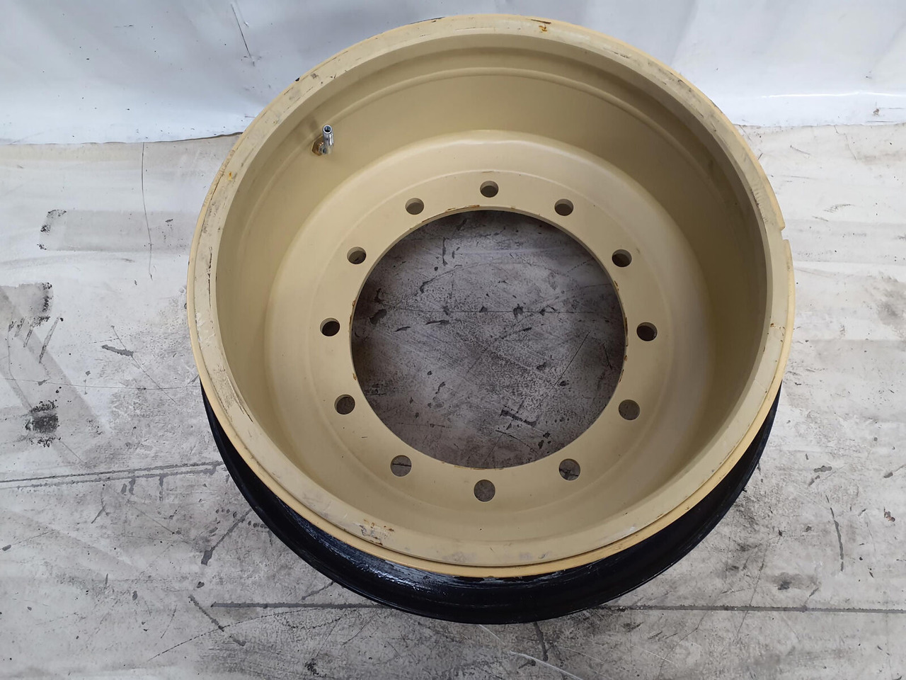 Grove Rim 525/80R25 12 20.5 3p - Jante: foto 2 Grove Rim 525/80R25 12 20.5 3p - Jante: foto 2