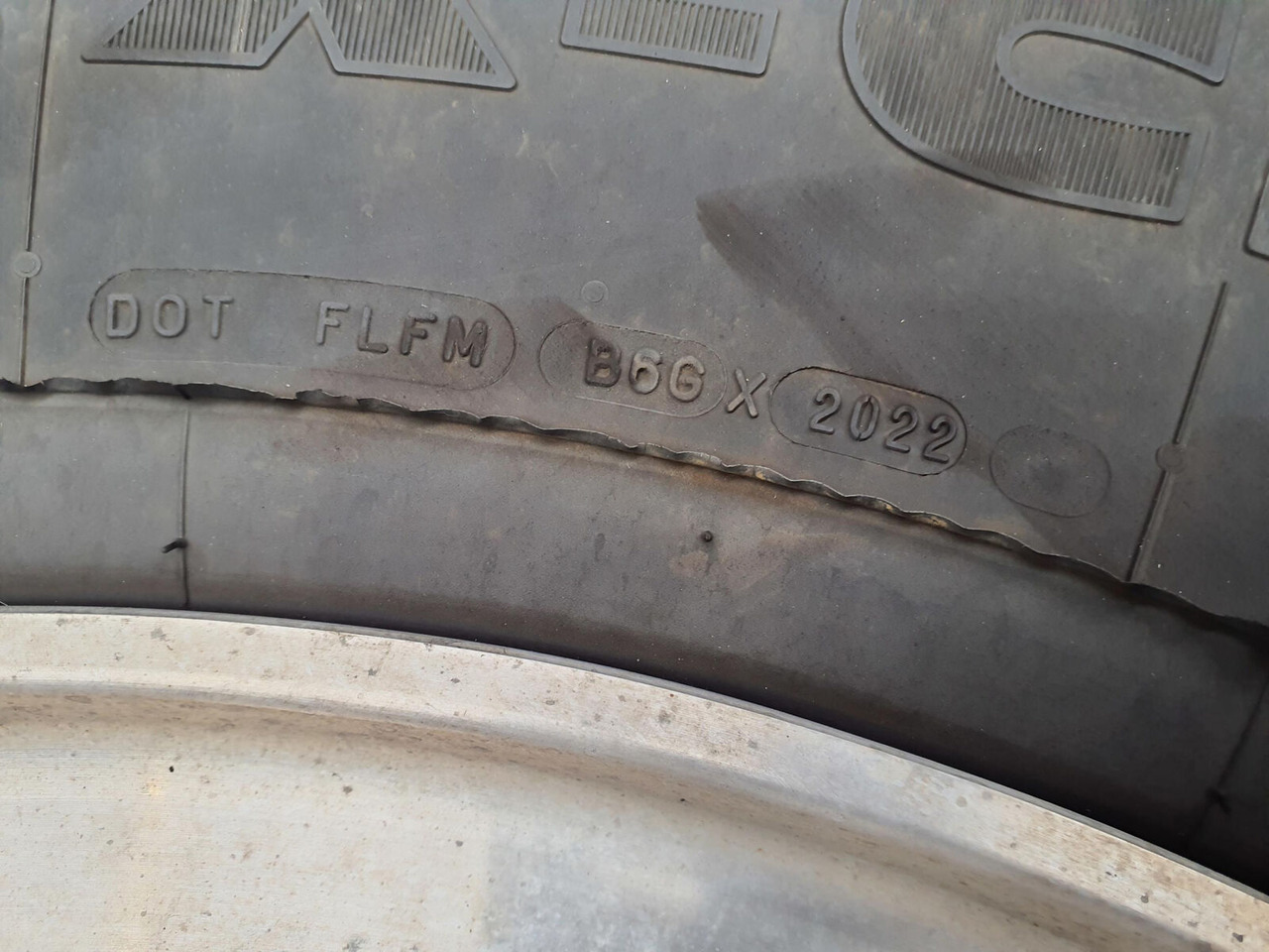 Grove Wheel 445/95R25 12 9 2p alu - Roda completa por Guindaste: foto 3 Grove Wheel 445/95R25 12 9 2p alu - Roda completa por Guindaste: foto 3