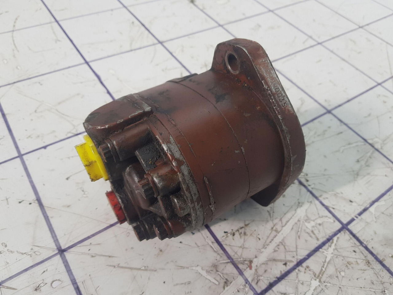 Grove steering pump - Bomba de direção por Guindaste: foto 3 Grove steering pump - Bomba de direção por Guindaste: foto 3