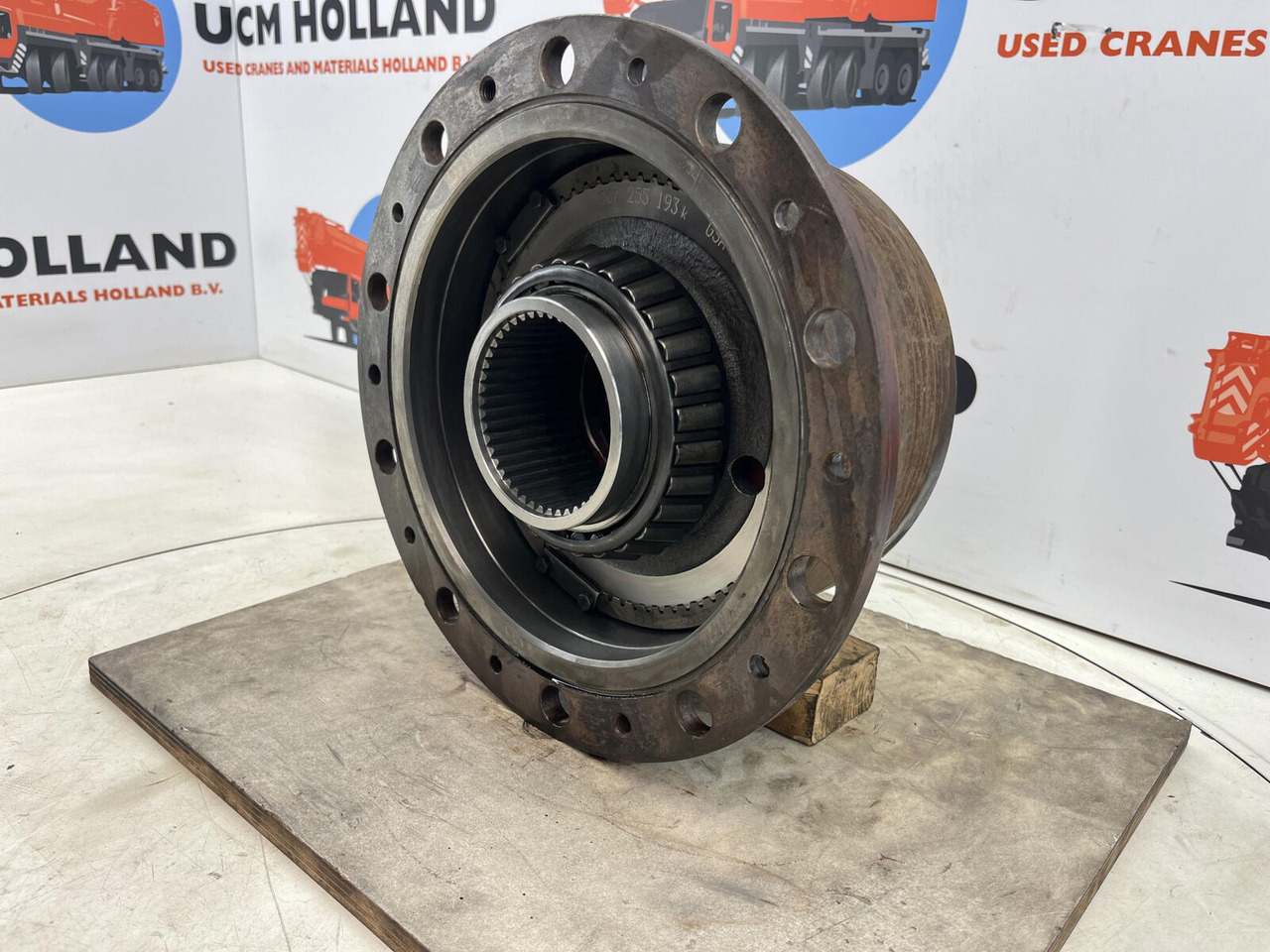 Kessler planetary gear 22-25-74-40-4pl-H177-46 - Comando final por Grua móvel: foto 3 Kessler planetary gear 22-25-74-40-4pl-H177-46 - Comando final por Grua móvel: foto 3