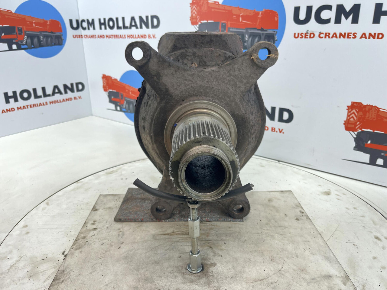 Krupp 70 GMT Steering knuckle axle 1 - Manga de eixo por Grua móvel: foto 2 Krupp 70 GMT Steering knuckle axle 1 - Manga de eixo por Grua móvel: foto 2