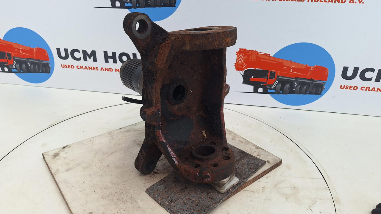 Krupp KMK 2025 Steering knuckle axle 1 - Manga de eixo por Guindaste: foto 4 Krupp KMK 2025 Steering knuckle axle 1 - Manga de eixo por Guindaste: foto 4