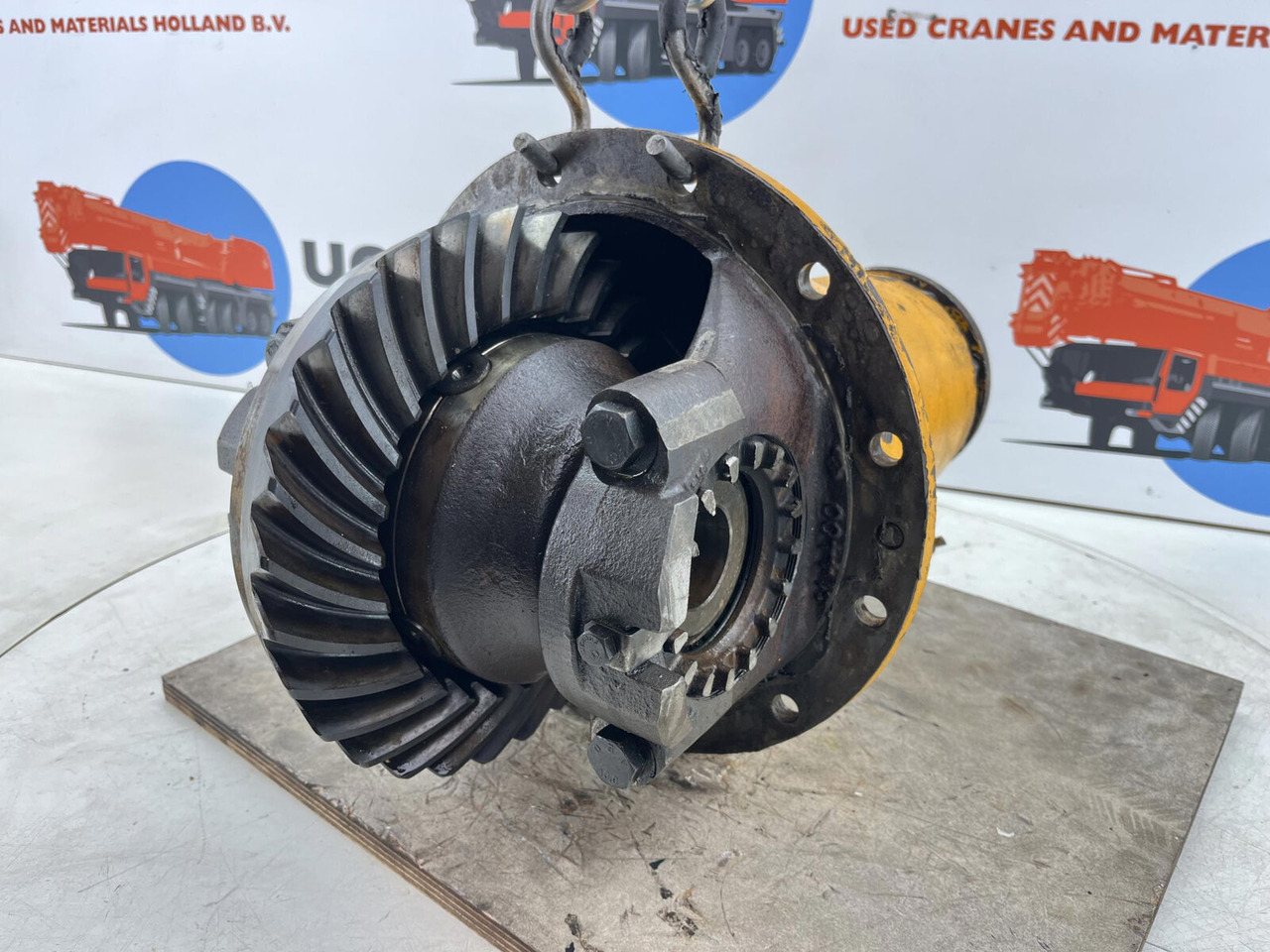 Krupp KMK 2025 end differential 11x29 axle 1 - Diferencial por Guindaste: foto 2 Krupp KMK 2025 end differential 11x29 axle 1 - Diferencial por Guindaste: foto 2
