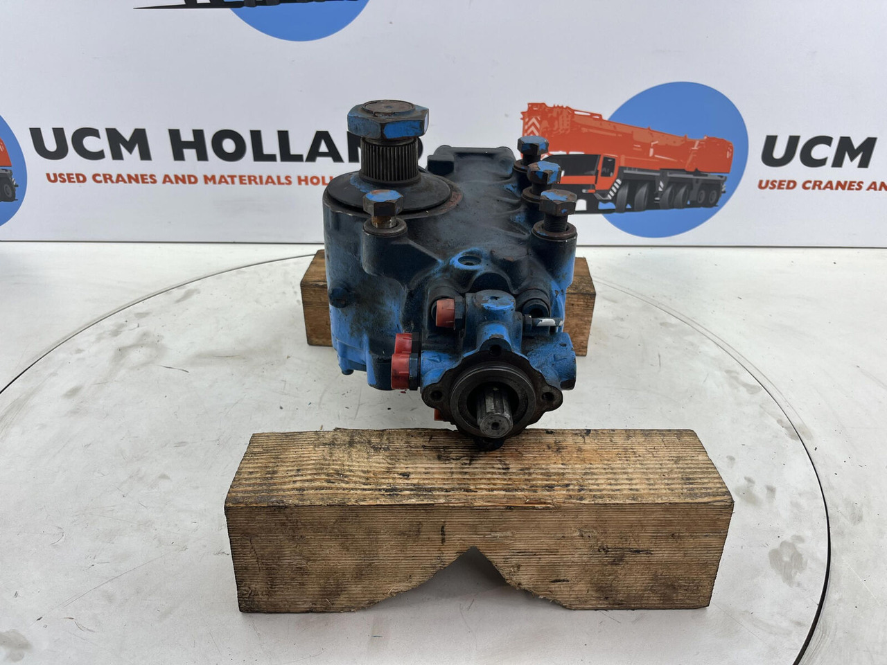 Krupp KMK 3050 steering box - Caixa de direção por Guindaste: foto 2 Krupp KMK 3050 steering box - Caixa de direção por Guindaste: foto 2