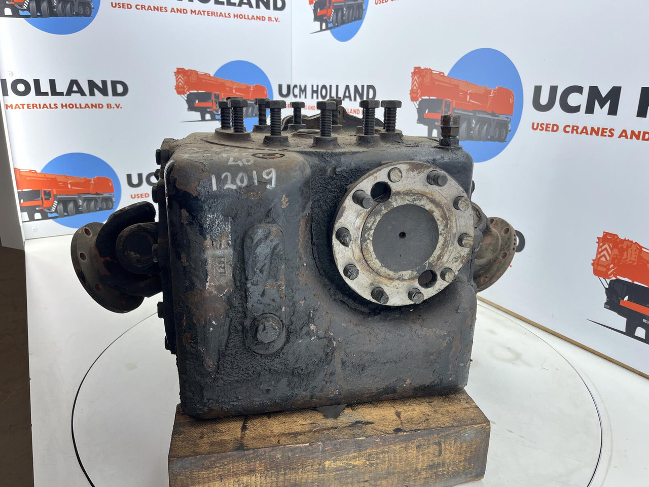 Krupp KMK 4070 diff box - Diferencial por Grua móvel: foto 4 Krupp KMK 4070 diff box - Diferencial por Grua móvel: foto 4