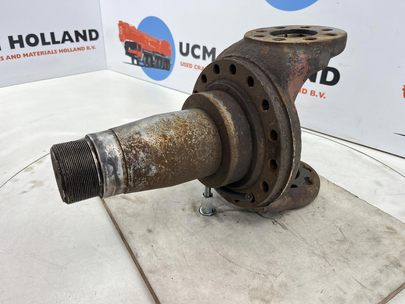 Liebherr LT 1090 Steering knuckle 16 holes - Manga de eixo por Guindaste: foto 1 Liebherr LT 1090 Steering knuckle 16 holes - Manga de eixo por Guindaste: foto 1