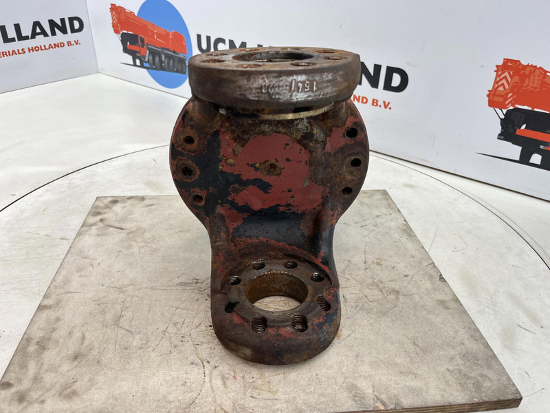 Liebherr LT 1090 Steering knuckle 16 holes - Manga de eixo por Guindaste: foto 5 Liebherr LT 1090 Steering knuckle 16 holes - Manga de eixo por Guindaste: foto 5