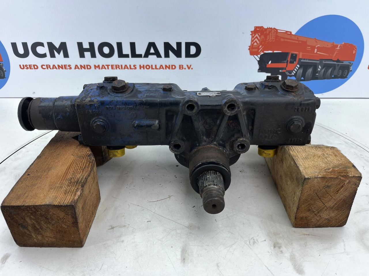 Liebherr LT 1090 steering box 180bar - Caixa de direção por Guindaste: foto 3 Liebherr LT 1090 steering box 180bar - Caixa de direção por Guindaste: foto 3