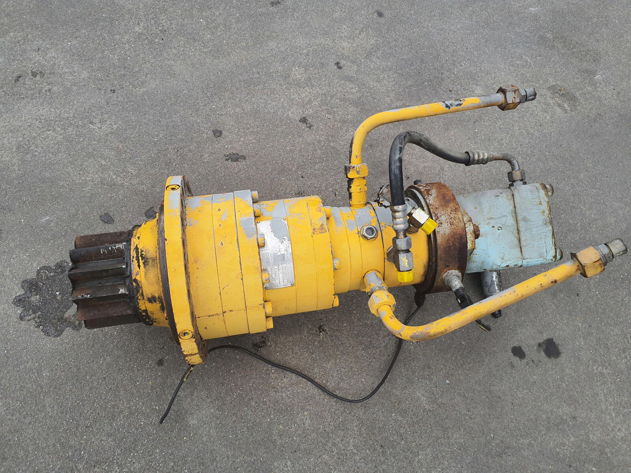 Liebherr LTM 1060-2 Slewing gear - Motor de giro por Grua móvel: foto 5 Liebherr LTM 1060-2 Slewing gear - Motor de giro por Grua móvel: foto 5