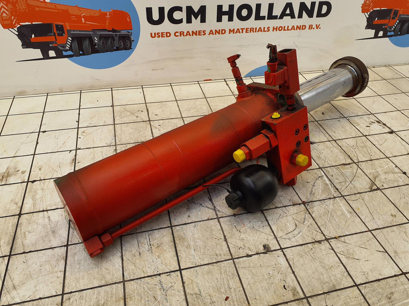 Liebherr LTM 1060-2 counterweight cylinder - Cilindro hidráulico por Guindaste: foto 2 Liebherr LTM 1060-2 counterweight cylinder - Cilindro hidráulico por Guindaste: foto 2