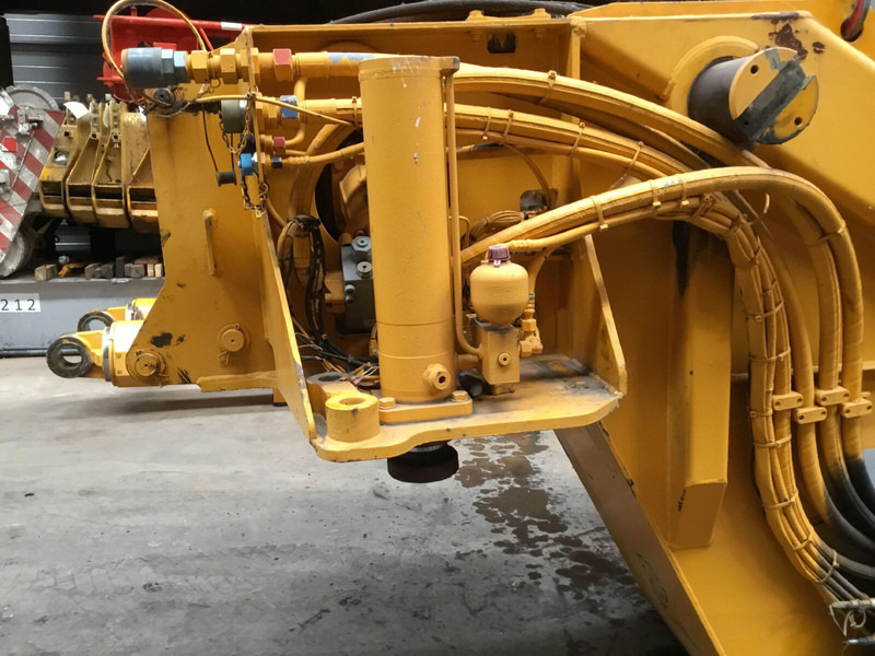 Liebherr LTM 1060-2 counterweight cylinder - Cilindro hidráulico por Guindaste: foto 1 Liebherr LTM 1060-2 counterweight cylinder - Cilindro hidráulico por Guindaste: foto 1
