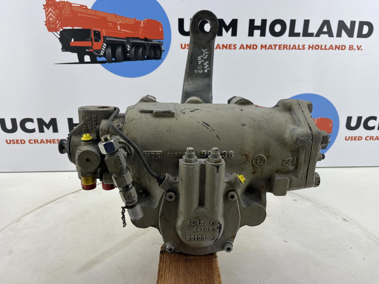 Liebherr LTM 1060-3 steering box - Caixa de direção por Guindaste: foto 5 Liebherr LTM 1060-3 steering box - Caixa de direção por Guindaste: foto 5