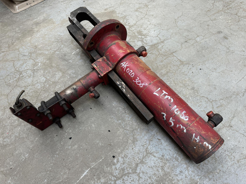 Liebherr LTM 1060 counterweight cylinder - Cilindro hidráulico por Guindaste: foto 5 Liebherr LTM 1060 counterweight cylinder - Cilindro hidráulico por Guindaste: foto 5
