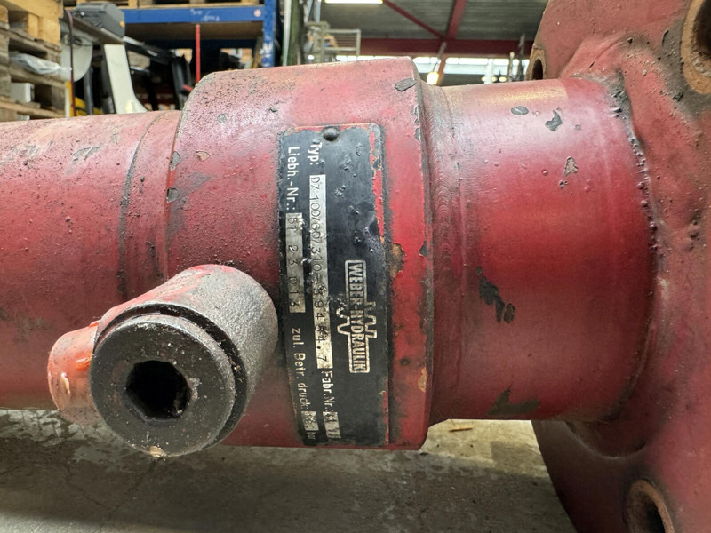 Liebherr LTM 1060 counterweight cylinder - Cilindro hidráulico por Guindaste: foto 5 Liebherr LTM 1060 counterweight cylinder - Cilindro hidráulico por Guindaste: foto 5