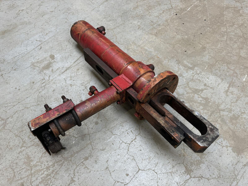 Liebherr LTM 1060 counterweight cylinder - Cilindro hidráulico por Guindaste: foto 4 Liebherr LTM 1060 counterweight cylinder - Cilindro hidráulico por Guindaste: foto 4